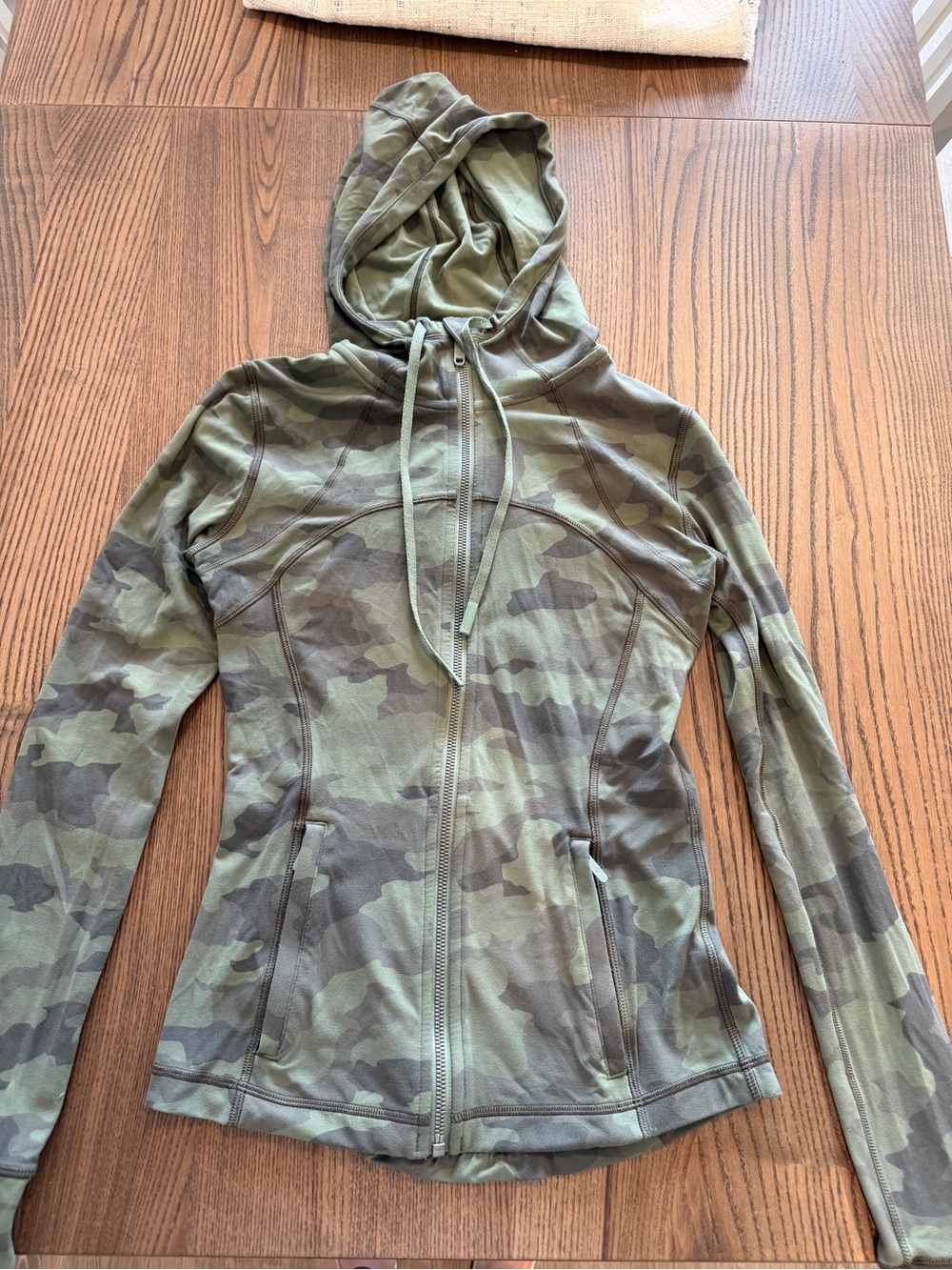 Women’s Lululemon ALOHA jacket